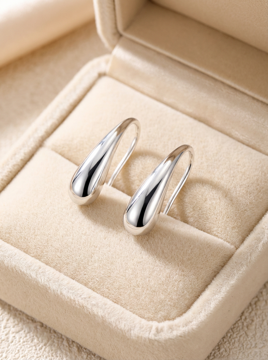 High Polished Hoop Earrings – Sleek Modern Style