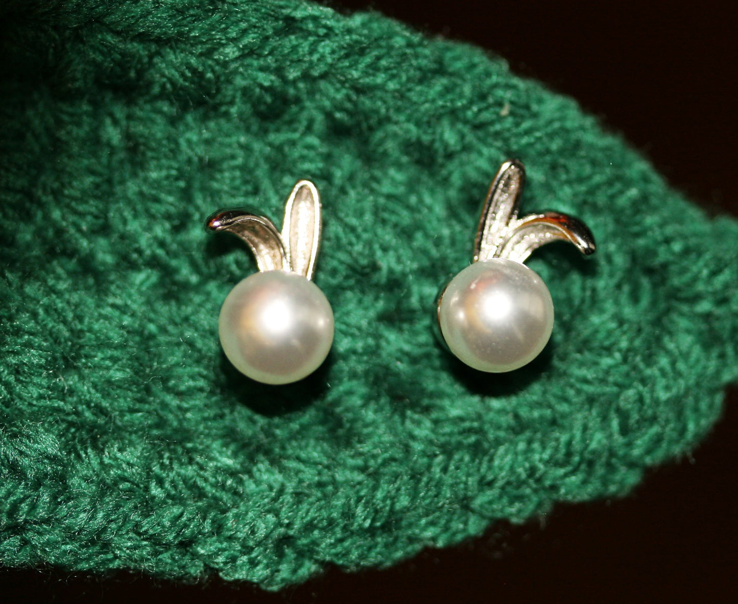 Rabbit Big Pearl Earrings Cute Pearl Animal Studs Earrings for Women CZ Bunny Studs Earrings Rabbit Earring for Animal Lover Jewelry