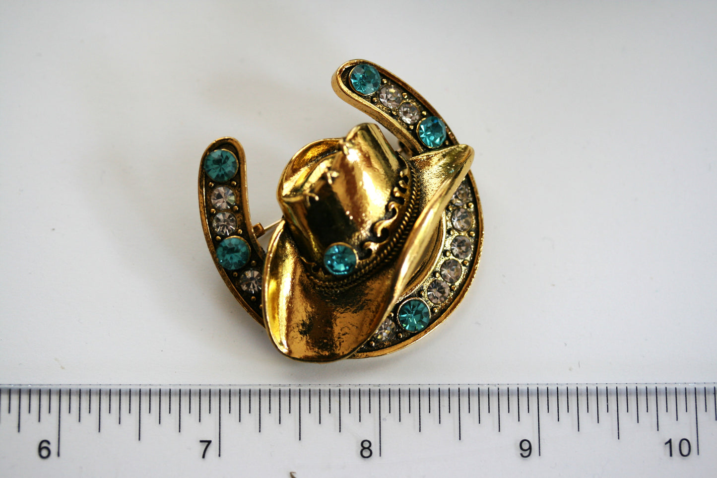 Just Love Jewels Western Cowboy Hat Lucky Horseshoe Brooch special jewelry-Gift for cowgirls-