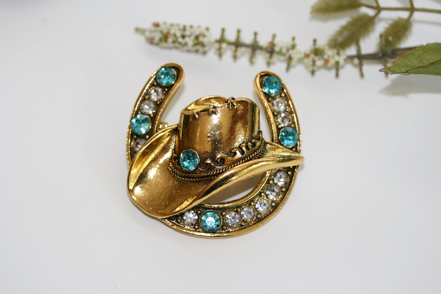 Just Love Jewels Western Cowboy Hat Lucky Horseshoe Brooch special jewelry-Gift for cowgirls-