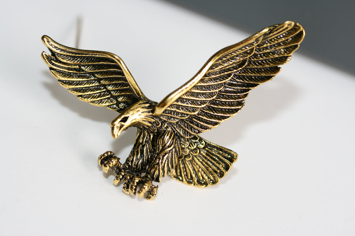 Vintage look gold plated flying eagle brooch Gold Flying Eagle Pin Antique Eagle Pendant