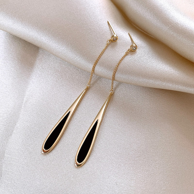 Gold minimalist long chain earrings, Black teardrop dangle earrings Chain Tassel Drop Earrings for Women