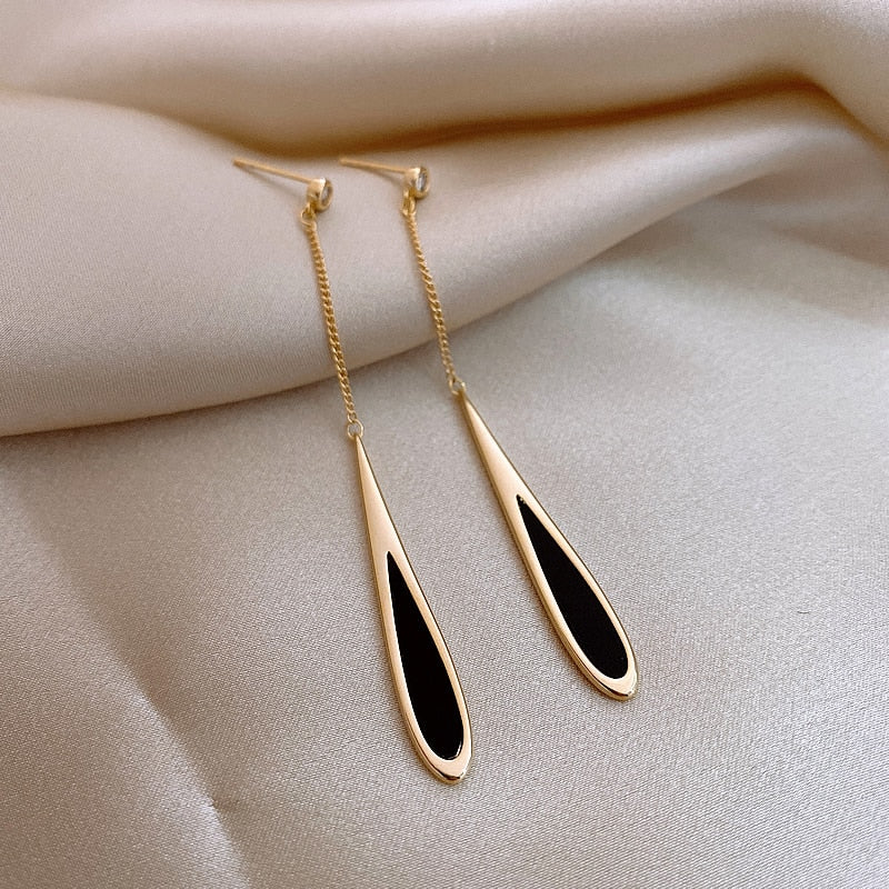 Gold minimalist long chain earrings, Black teardrop dangle earrings Chain Tassel Drop Earrings for Women