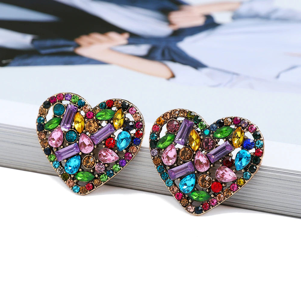 Fashion Heart Metal Hollow Stud Earrings for Women Luxury Bling Color Crystal Party Jewelry Aesthetic Accessories