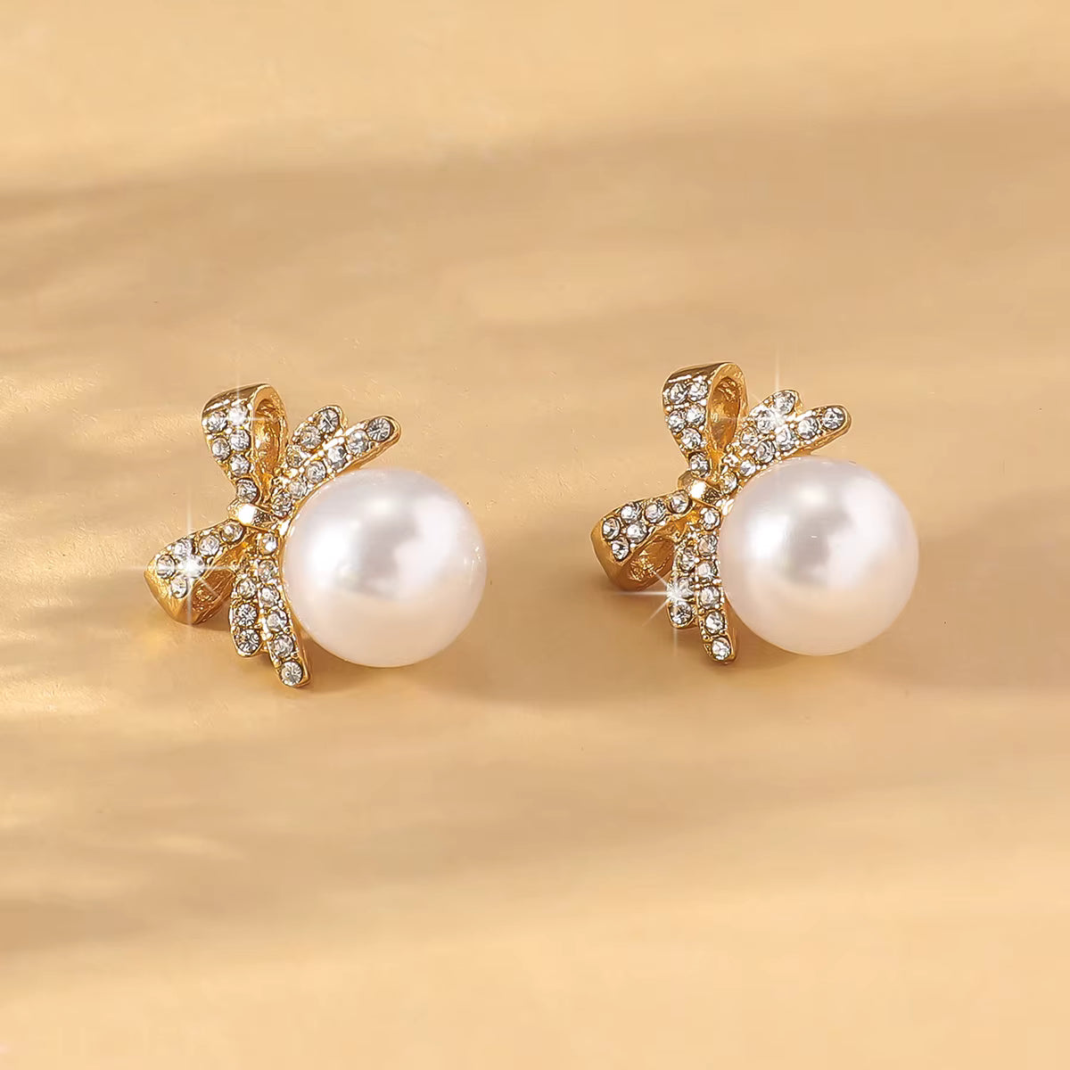 Classic Pearl Stud Earrings – Perfect Christmas Gift