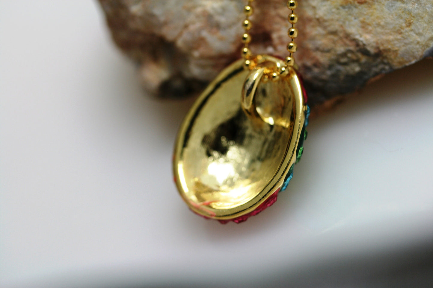Rhinestone Easter egg Pendant