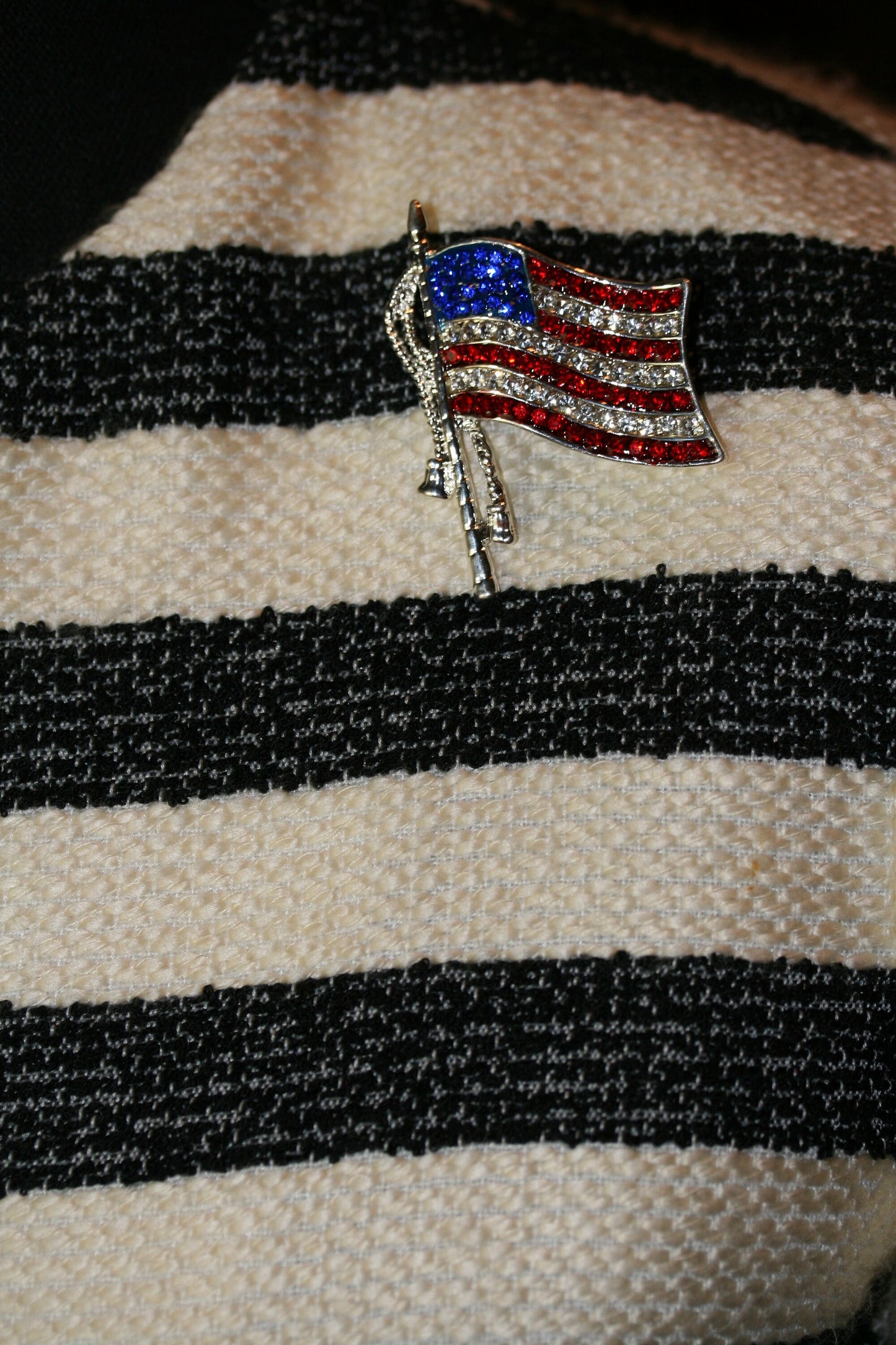 USA Flag Pin, Patriotic USA Flag Rhinestone Brooch Pin Flag Pendant, 4th July Independence US Flag Jewelry Gift