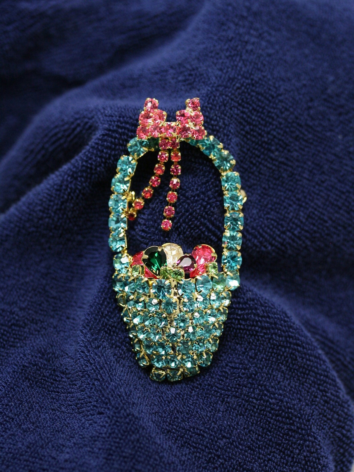 Rhinestone Easter Basket Brooch Pin, Easter Jewelry, Easter Egg Brooch Pin, Easter Holiday Jewelry Gift