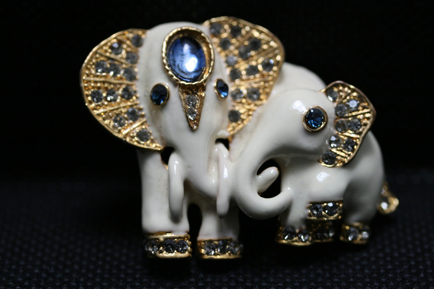 Vintage Crystal Elements Sapphire Eyed Pearlescent Paint Elephants Pin Brooch