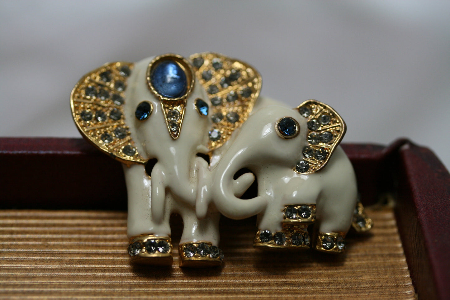 Vintage Crystal Elements Sapphire Eyed Pearlescent Paint Elephants Pin Brooch