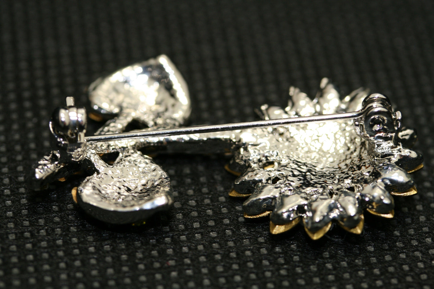 Rhinestone Crystal Sunflower Brooch Pin.