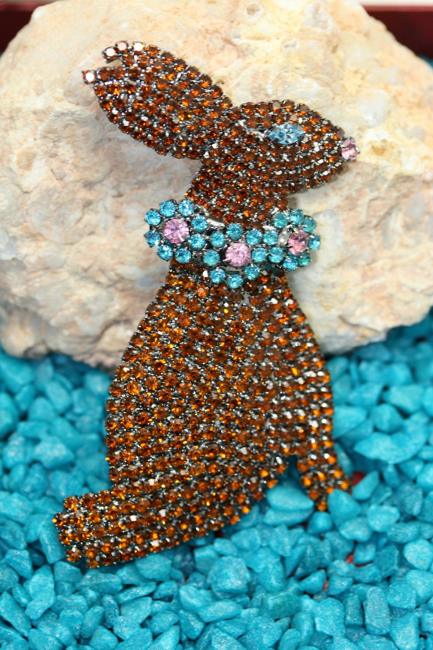 Rhinestone Crystal Large Easter Bunny Rabbit Pin Brooch, Chocolate Color Easter Bunny Pin