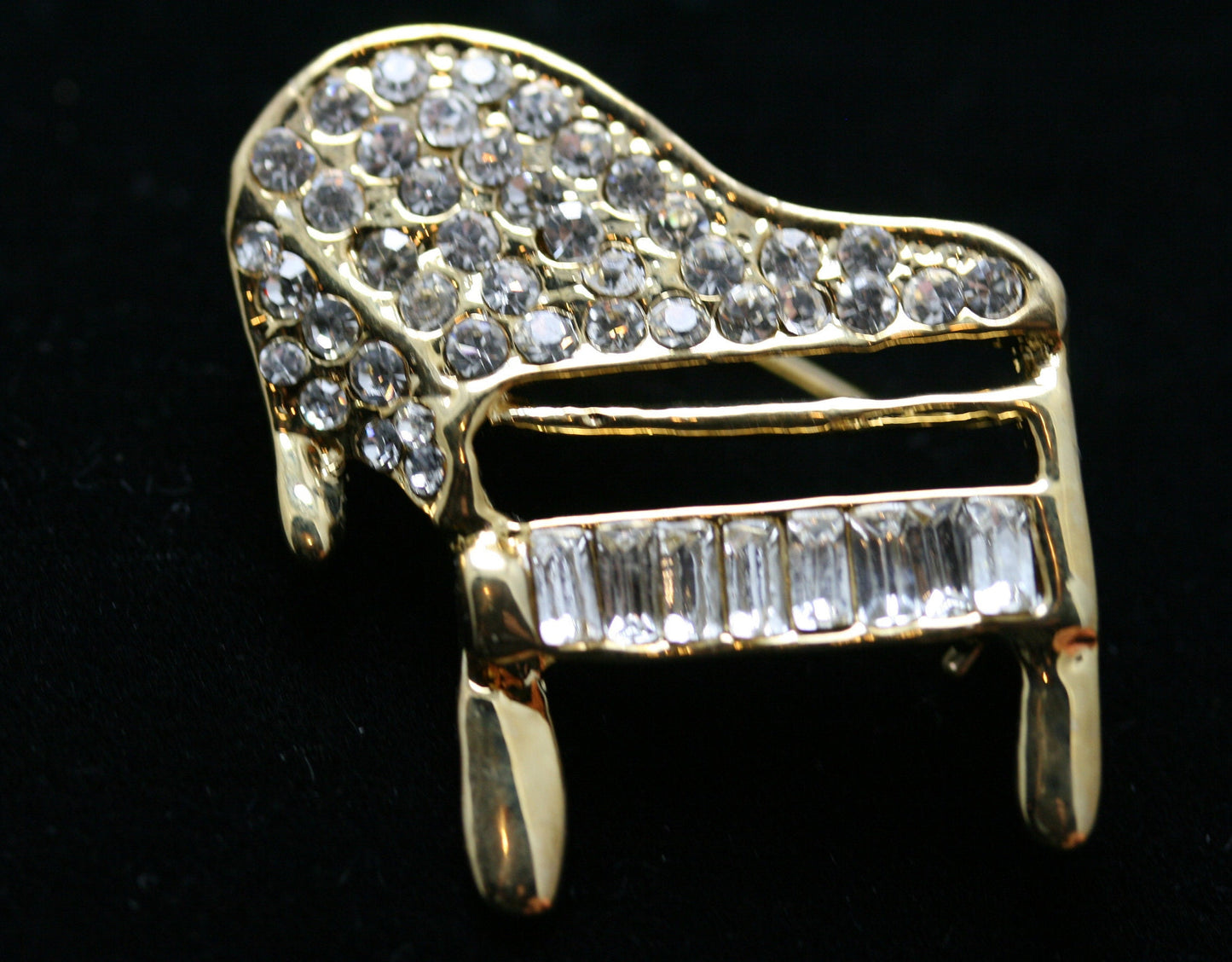 Vintage Gold Rhinestone Baby Grand Piano Brooch Musician Jewelry Piano Pin