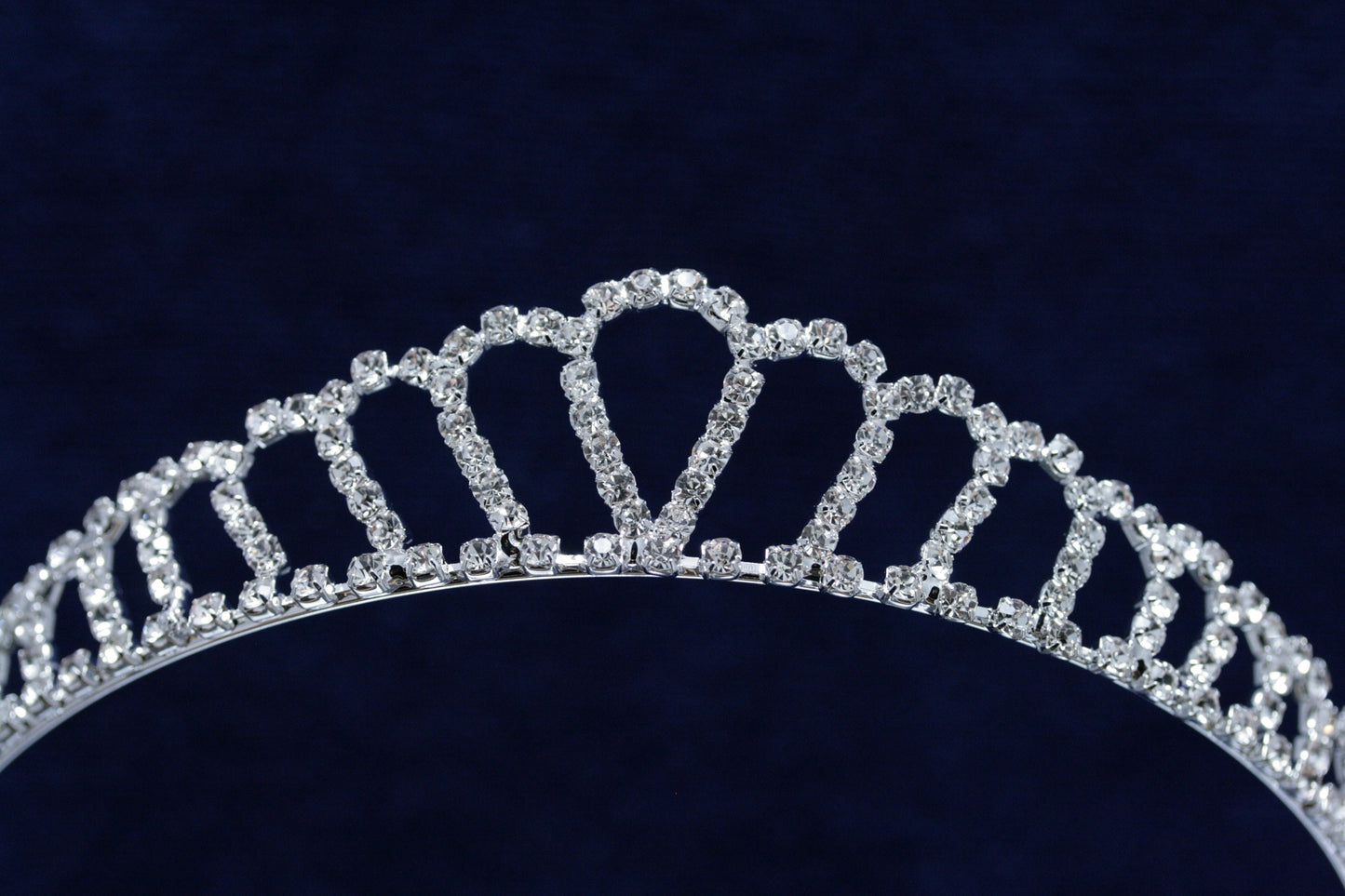 Simple Crystal Bridal Headband, Silver Wedding Tiara, Rhinestone Crown, Crystal Headpiece, Hair Acceresious