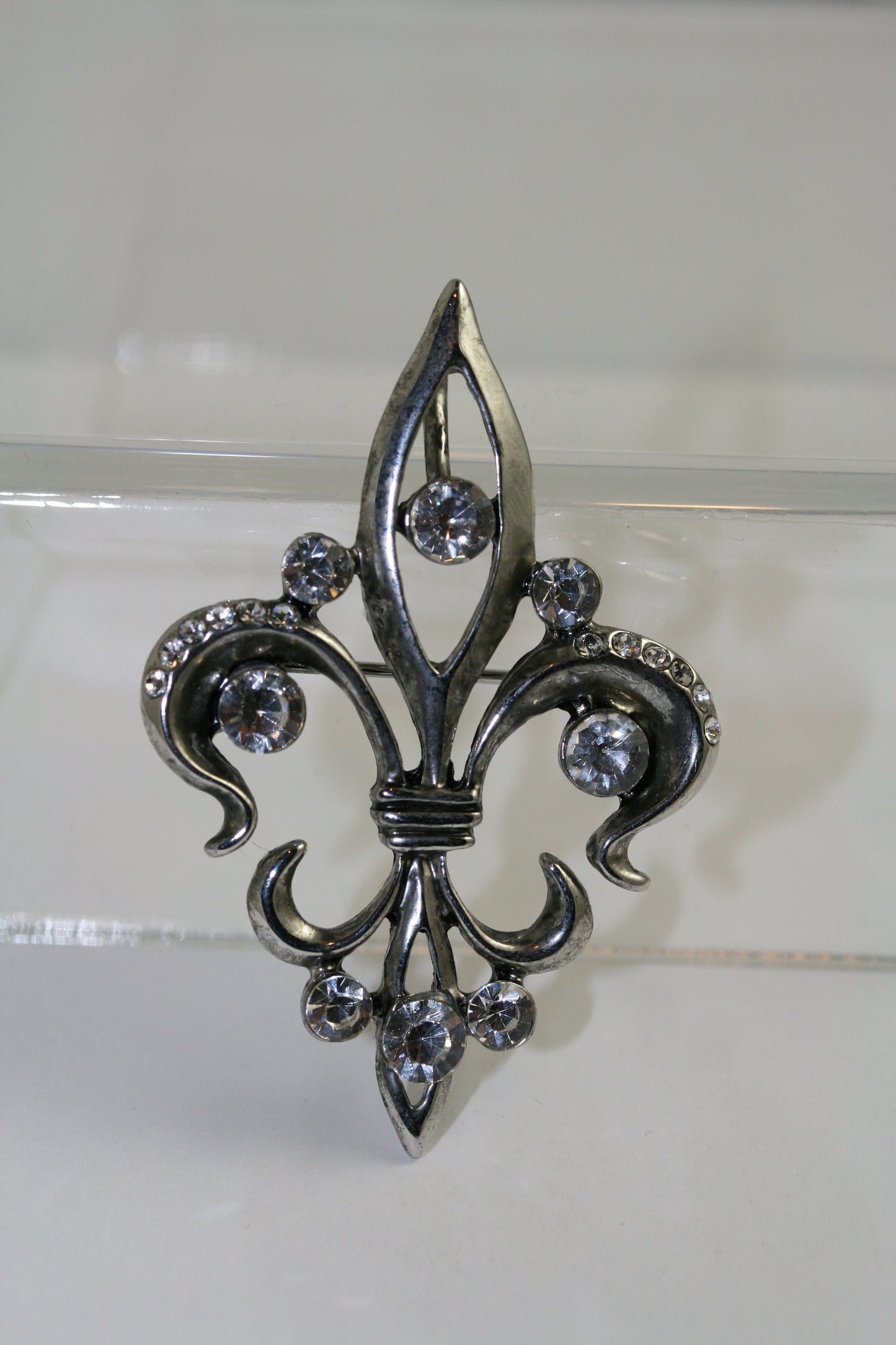 Rhinestone Antique Silver, Gold Tone Fleur de Lis Mardi Gras Pin and Pendant with Crystals