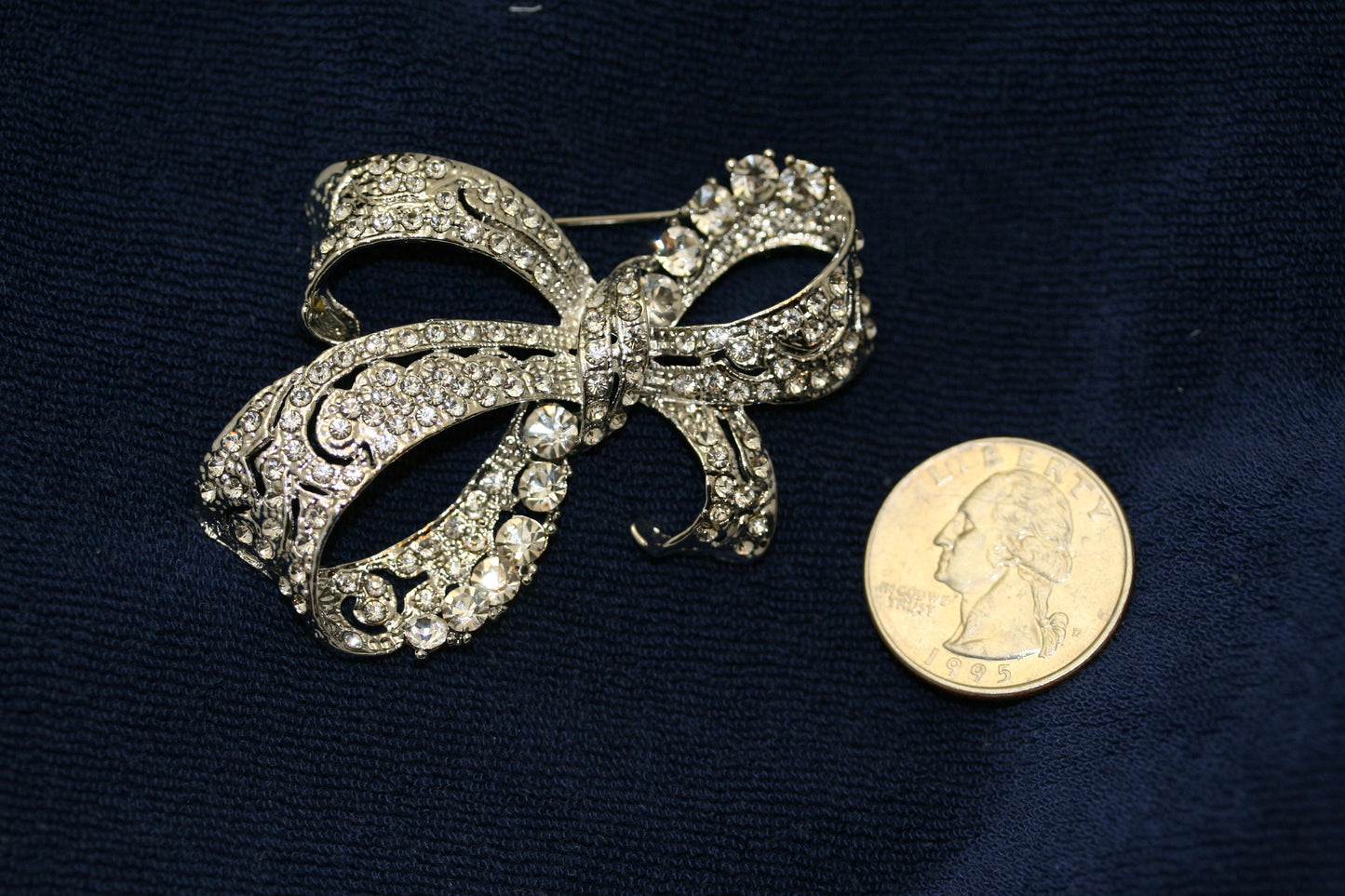 Rhinestone Fashion Ribbon Bowknot Bow Tie Flower Brooch Retro Diamond Exquisite Brooch For Wedding Bridal Invitation Decoration
