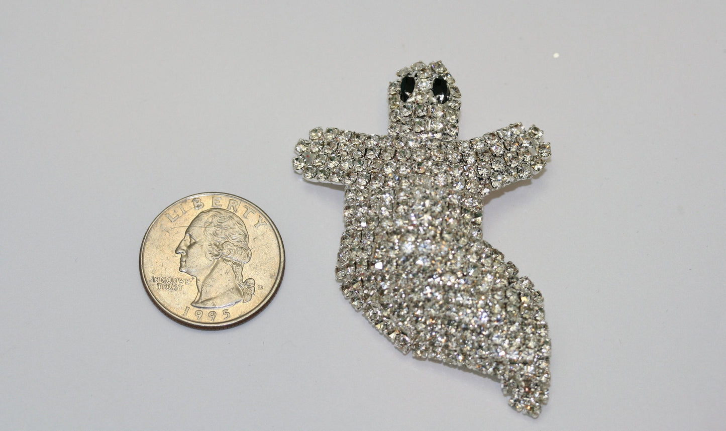Vintage Jewelry Adorable Rhinestone Spooky Flying Ghost Halloween Pin Brooch