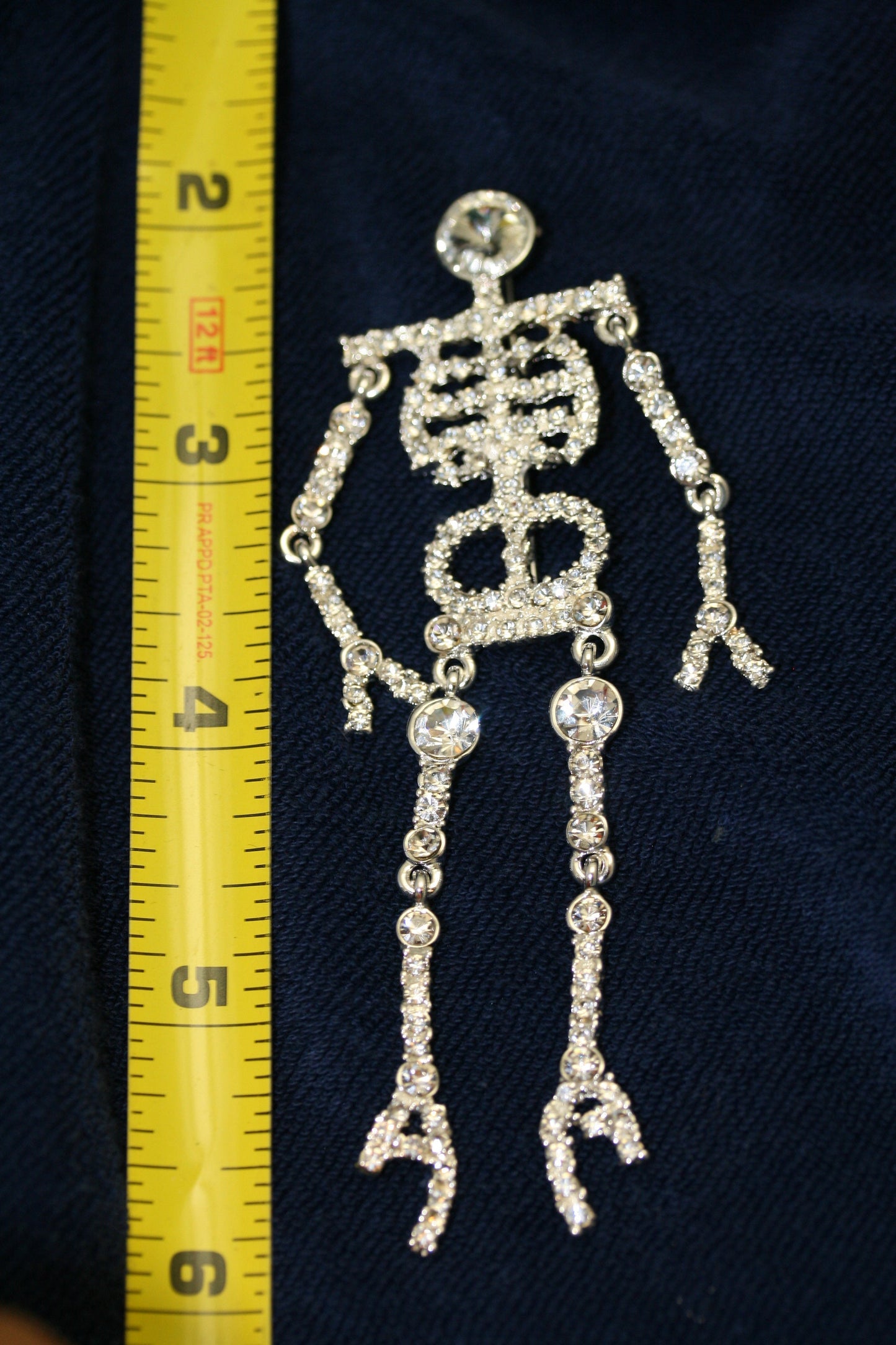 Rhinestone Halloween Scary Moveable Ghost Skull Skeleton Pin Brooch Jewelry 4"