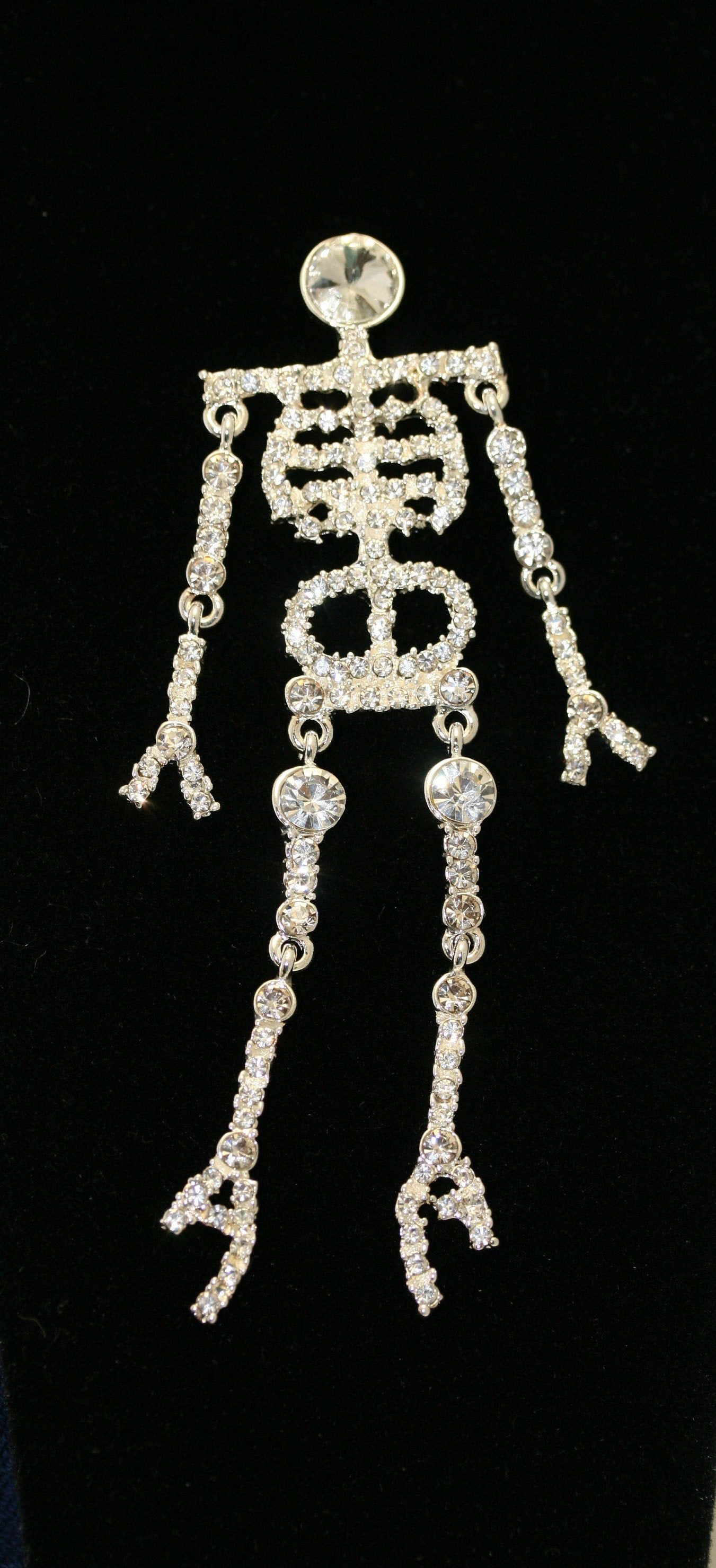 Rhinestone Halloween Scary Moveable Ghost Skull Skeleton Pin Brooch Jewelry 4"