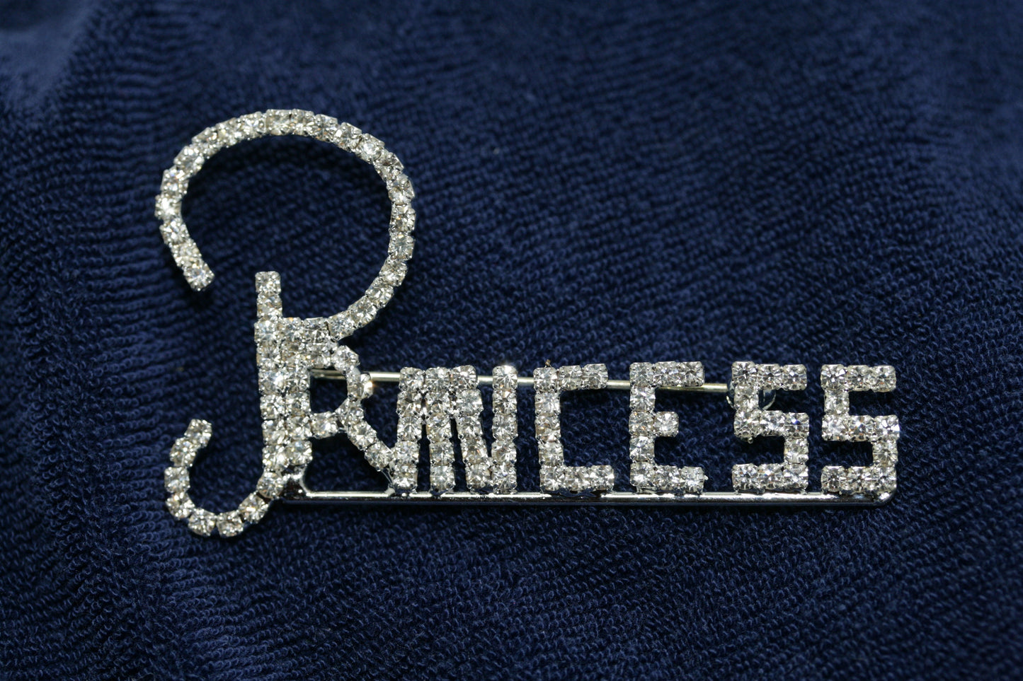 FASHION JEWELRY, Rhinestone "Princess" Word Brooch Pin, Letter Pin