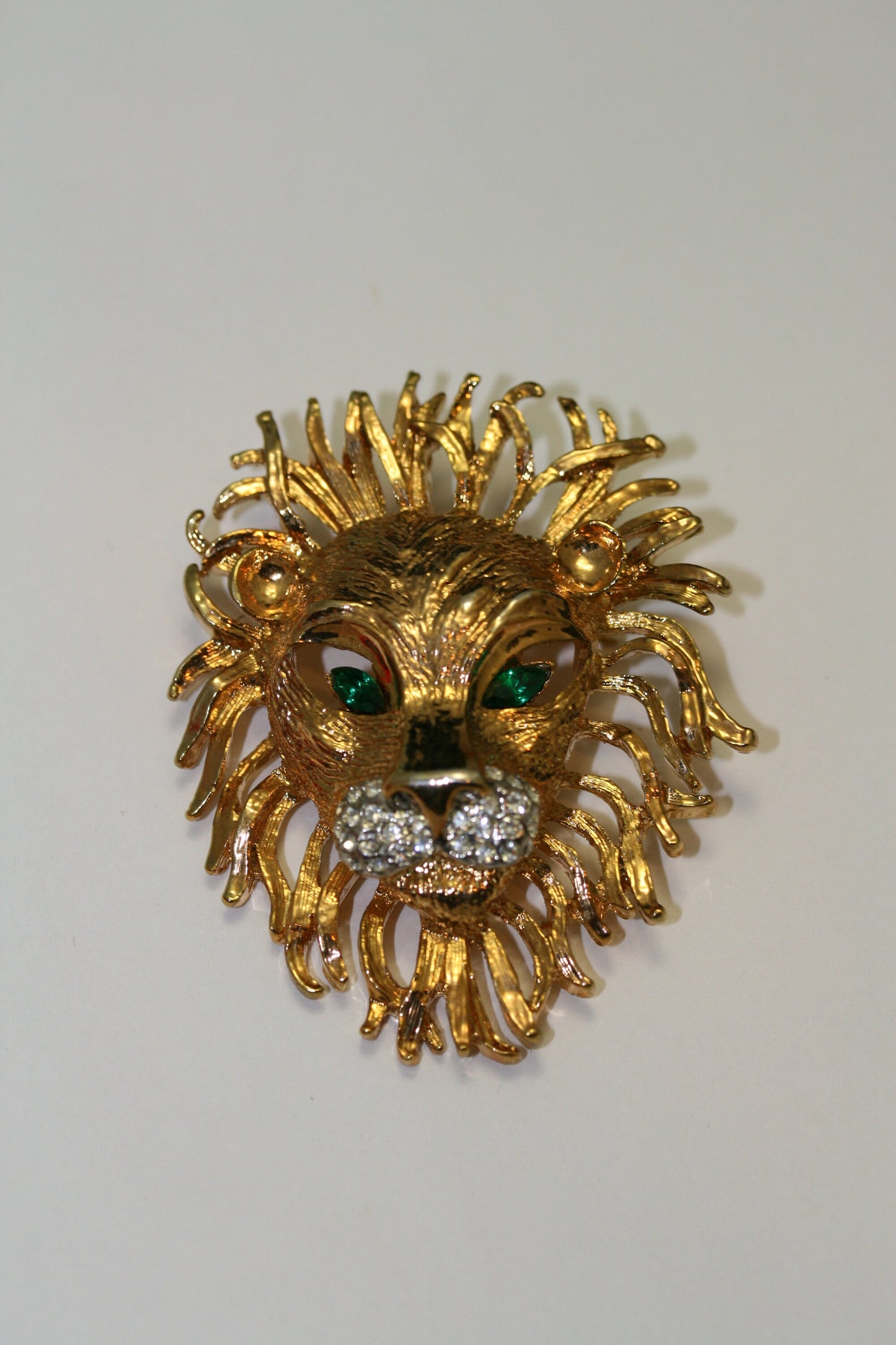 Large 3D LION Head Cat Green Eyes Rhinestone Brooch Pin And Pendant In Gold-tone