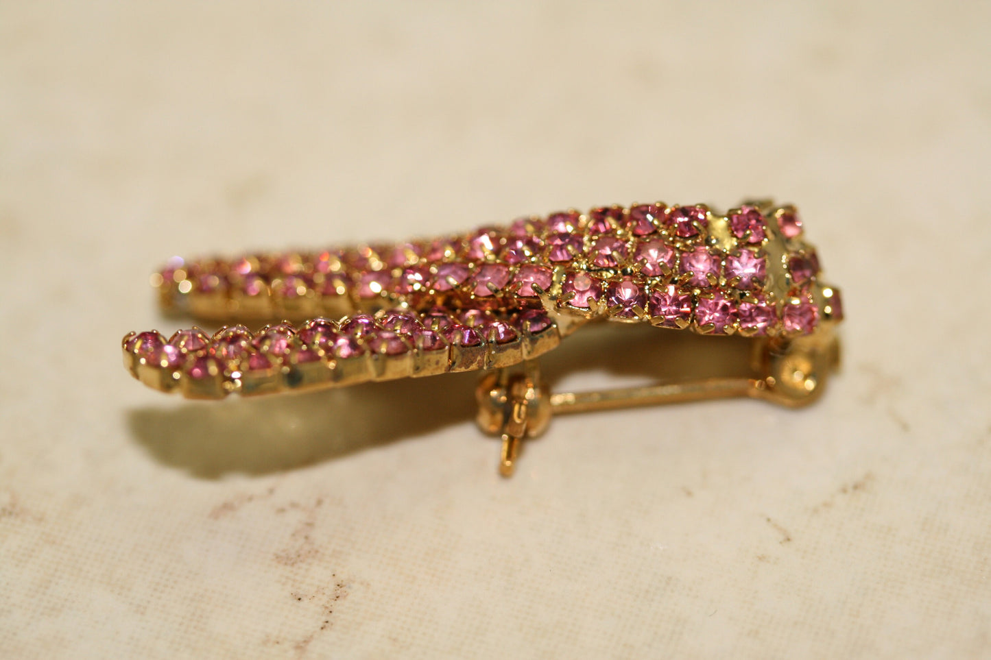 Breast Cancer Brooch, Pink Rhinestone Crystal Awareness Ribbon Pin Brooch
