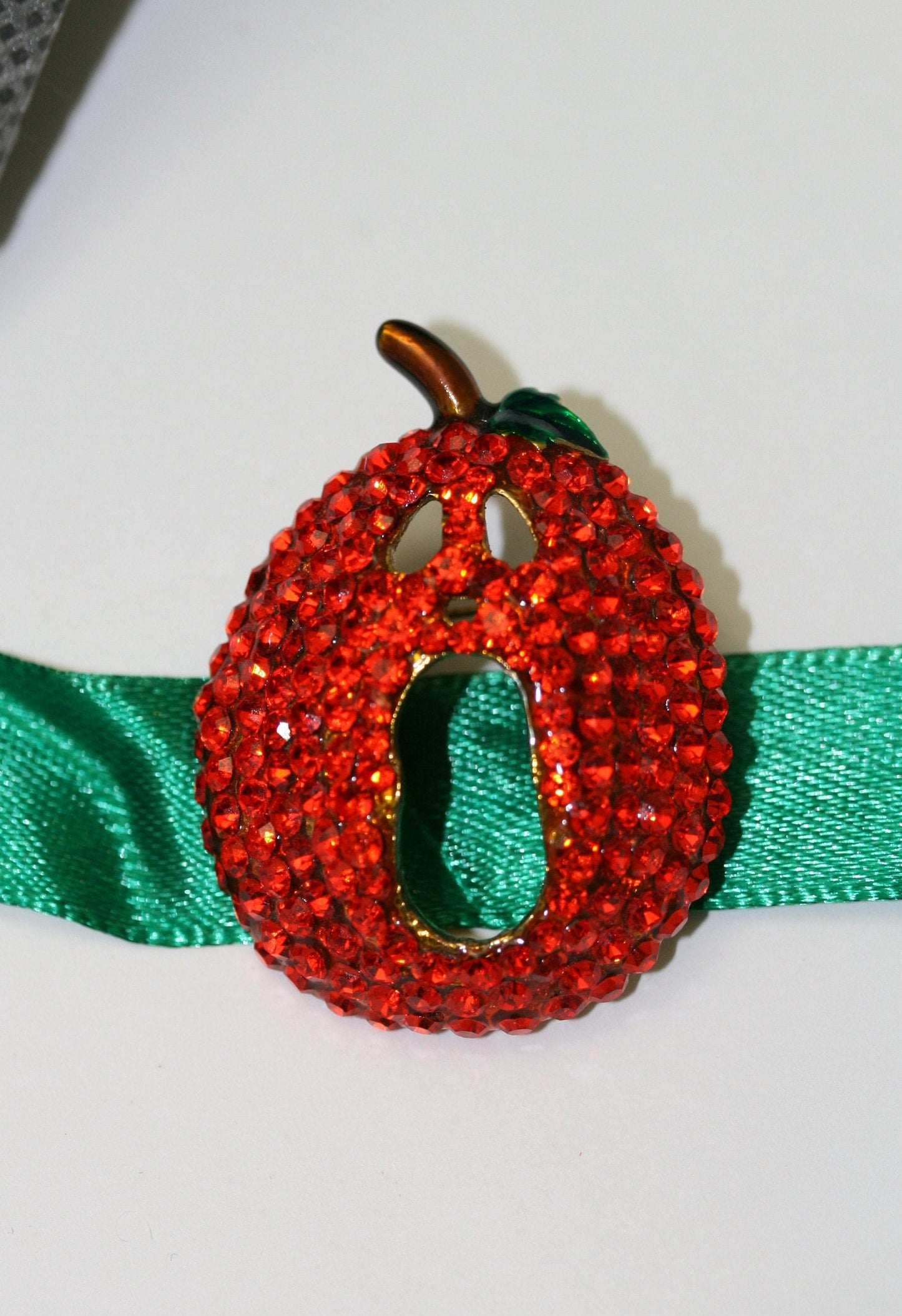 Vintage Crystal Rhinestone Halloween Orange Pumpkin Pin Brooch with Scary Face, Halloween Pumpkin Jewelry