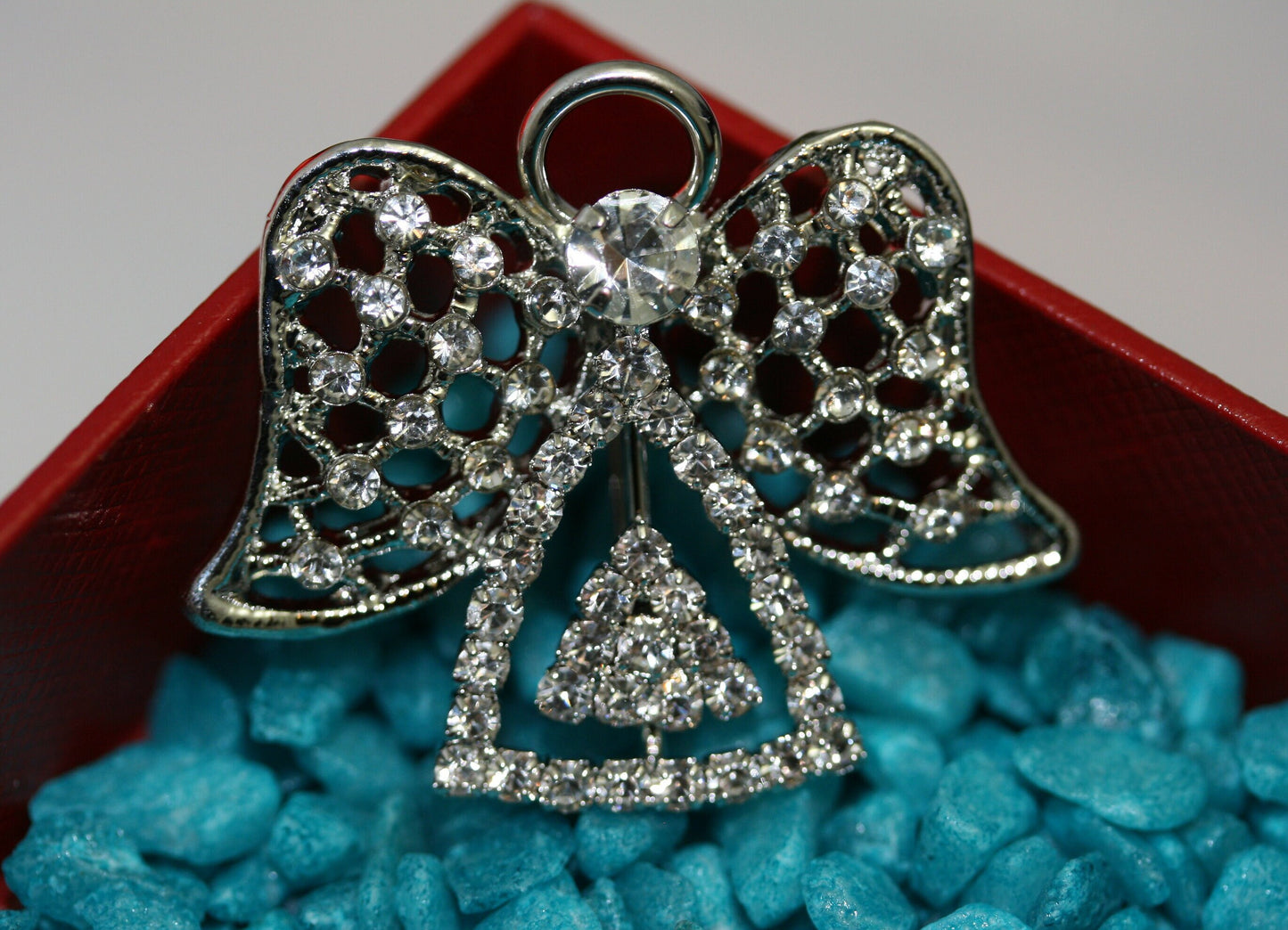 Vintage rhinestone angel pin brooch, heavenly angel pin, Christmas Jewelry, angel jewelry