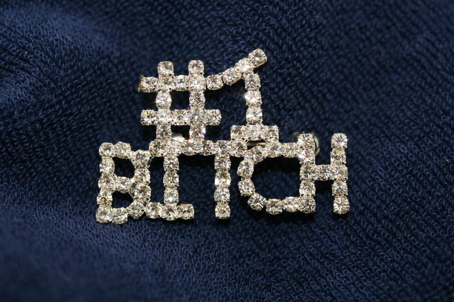 Shining Silver Color Rhinestones Brooch Jewelry "#1 BITCH" Word Pin for Women