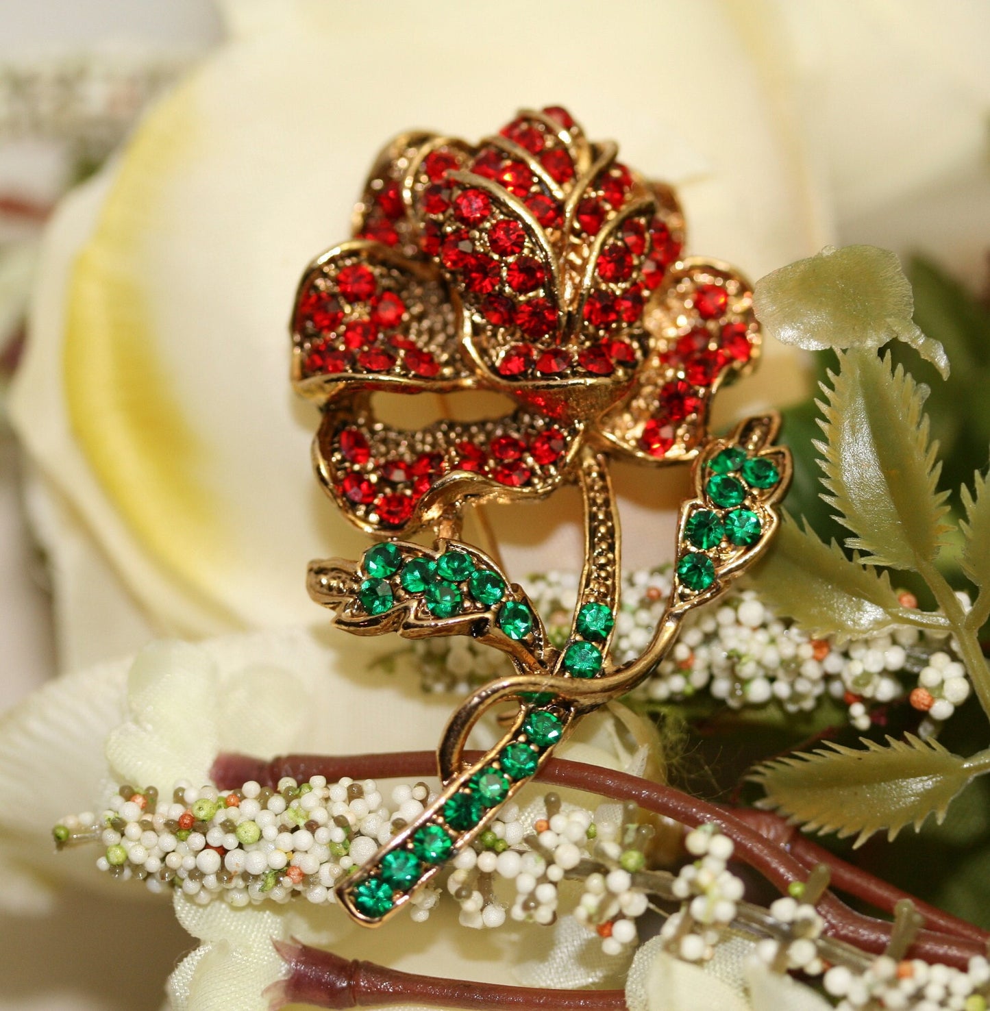 Vintage Large Ruby Garnet Olivine Rhinestone Rose Pin Brooch Jewelry, Fashion Valentine's Day Roses Pin