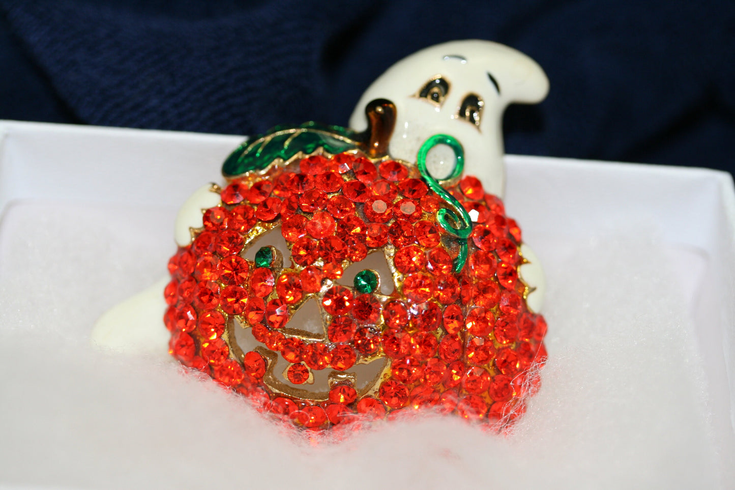 Halloween Vintage GHOST With PUMPKIN Spooky Holiday Brooch Pin