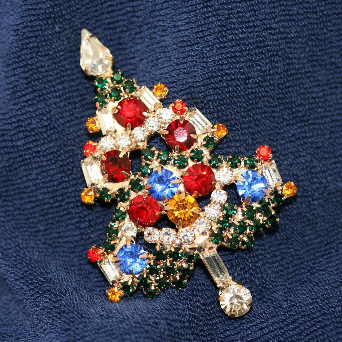 Christmas Tree Brooch, Pin, Christmas Jewelry, Gold-Tone Diamond Xmas Tree Brooch Pin