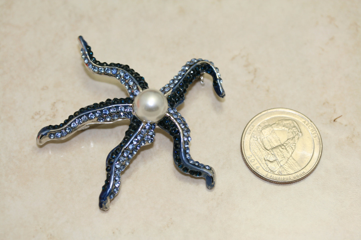 Vintage Style Rhinestone Crystal Starfish with Pearl Brooch Pin