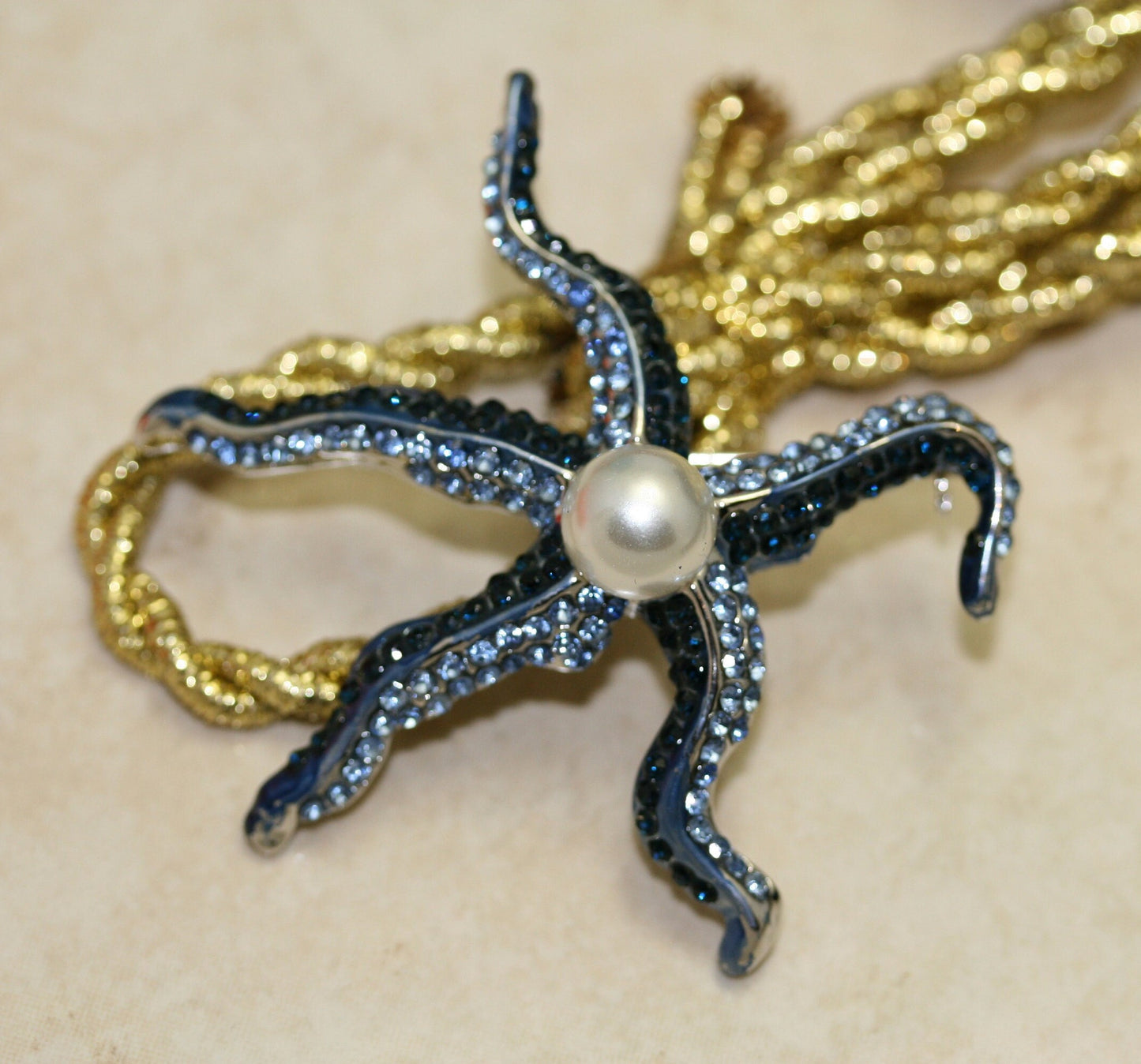 Vintage Style Rhinestone Crystal Starfish with Pearl Brooch Pin