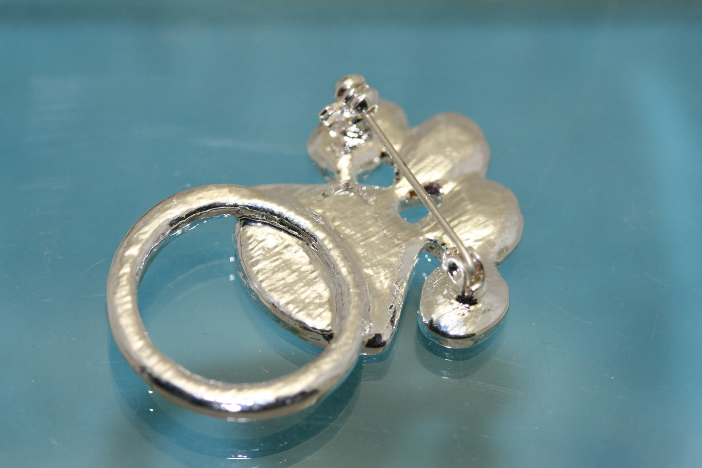 Silver-Tone Eyeglass Holder Pin Brooch, Rhinestone Dog Paw Print Brooch Pin, Dog Paw Eyeglass Holder