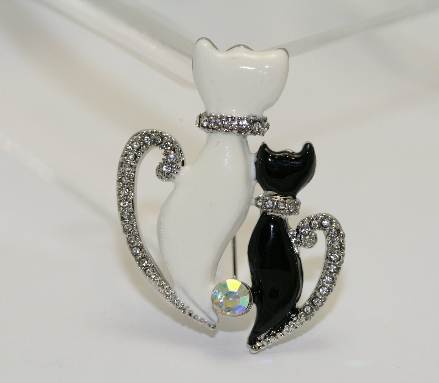 Black And White Two Cute Sitting Cat Kitten Kitty Brooch Pin for Women, Rhinestone Animal Jewelry