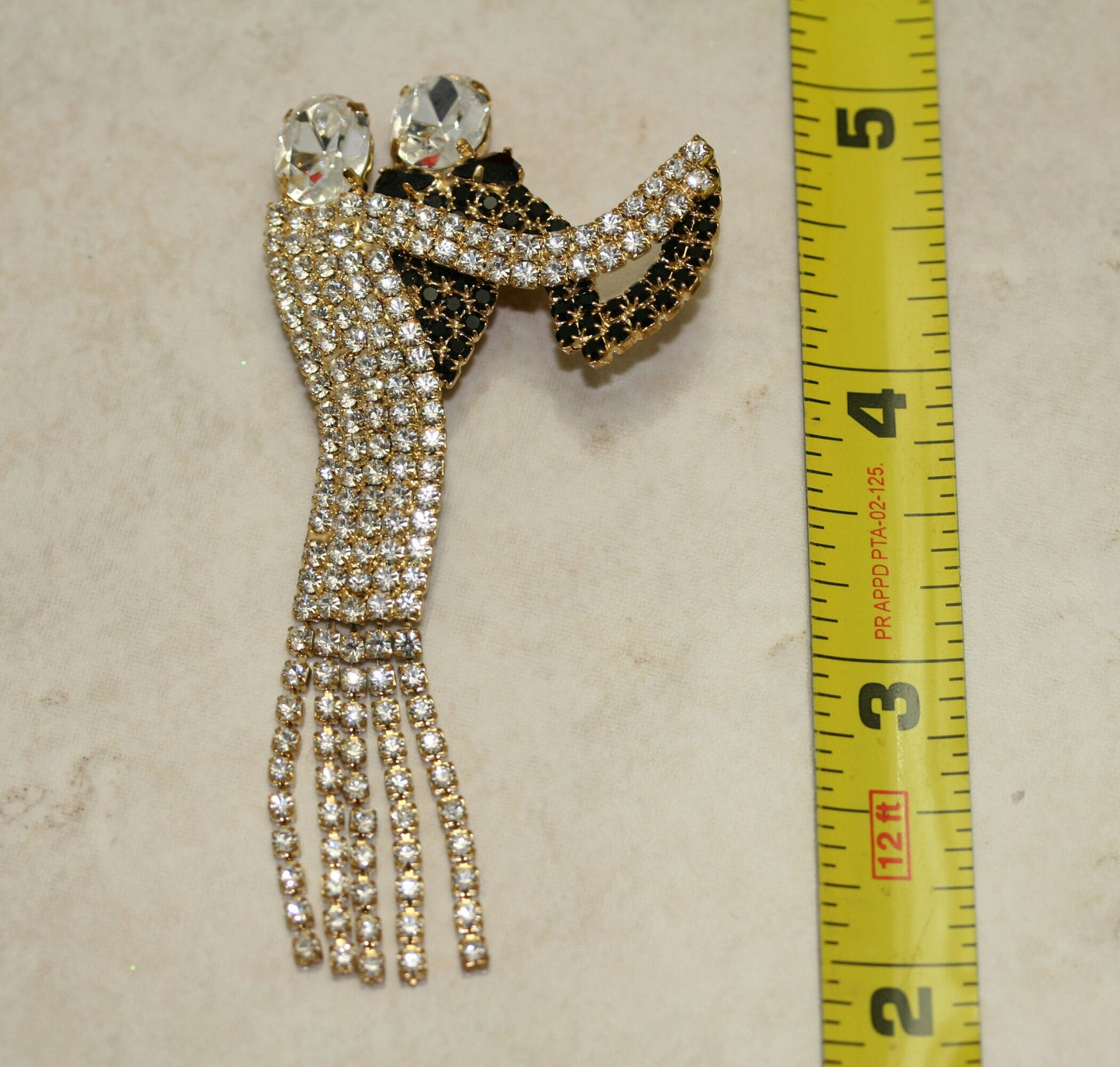 Vintage Gold Dancing Couple Articulated Black and White Rhinestone Brooch Pin, Fashion Jewelry
