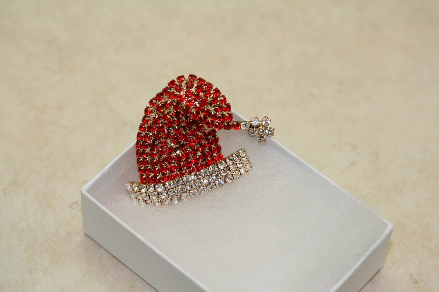 Rhinestone Christmas Santa Clause St. Nick Hat Brooch, Crystal Santa Hat Pin, Winter Holiday Jewelry, Christmas Gift