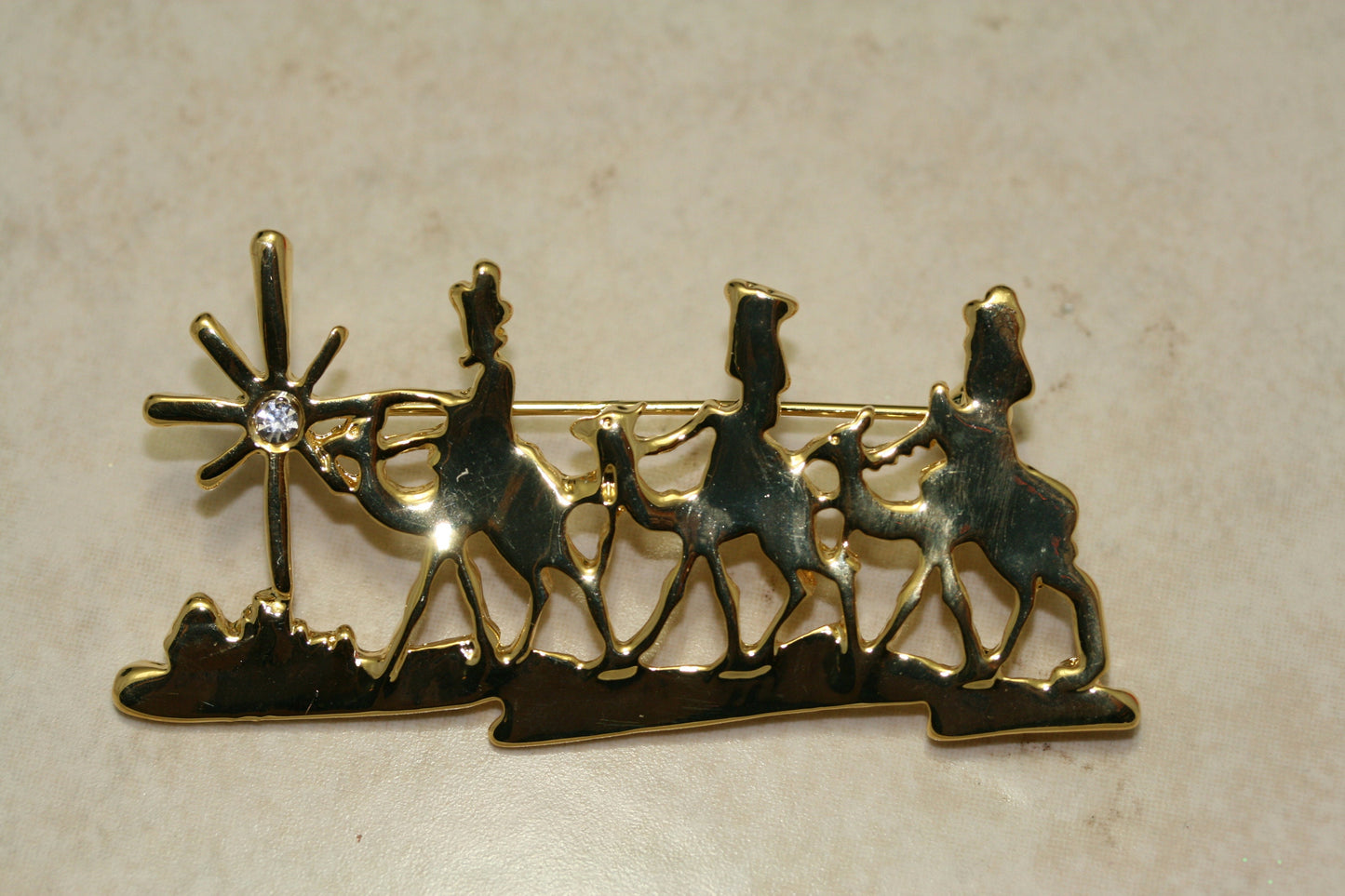 Vintage Gold Tone Three Wise Men Brooch Pin, Holiday Jewelry, Christmas Jewelry