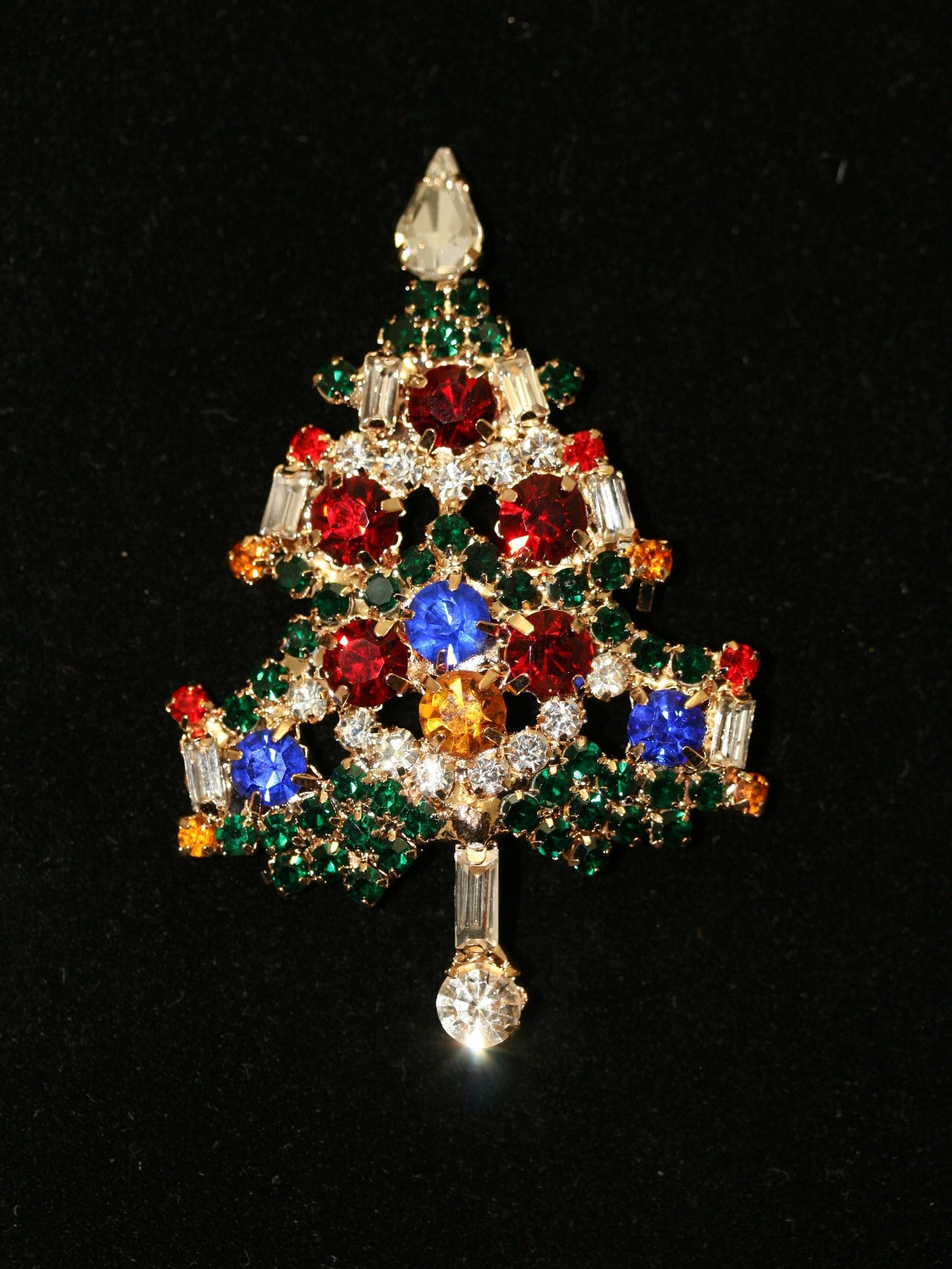Christmas Tree Brooch, Pin, Christmas Jewelry, Gold-Tone Diamond Xmas Tree Brooch Pin