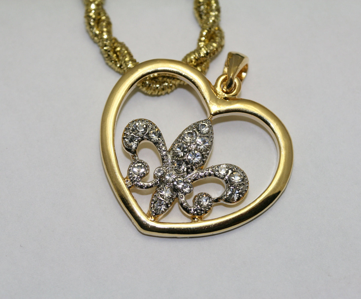 Fleur De Lis Intaglio Heart Pendant Rhinestone Charm Fleur De Lis Necklace Fashion Jewelry