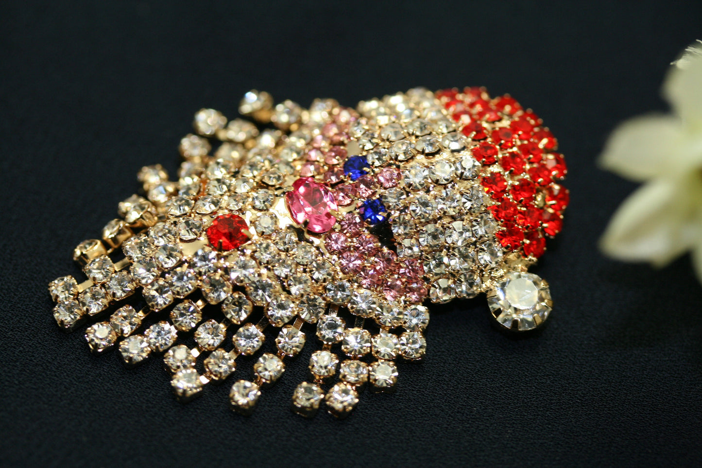 Vintage Sparkly Rhinestone Santa Claus Face Brooch Pin and Earrings Set, Xmas Holiday Jewelry Gift