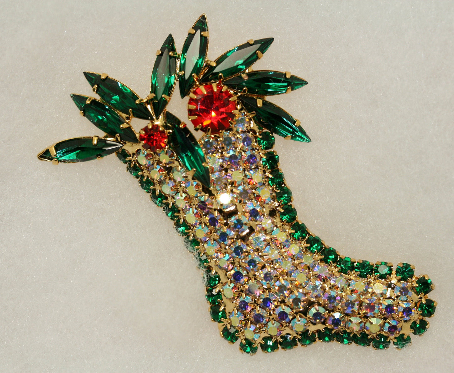 Christmas Sparkling Stocking Holly Figural Pin Brooch Quality Xmas Holiday Jewelry Gift