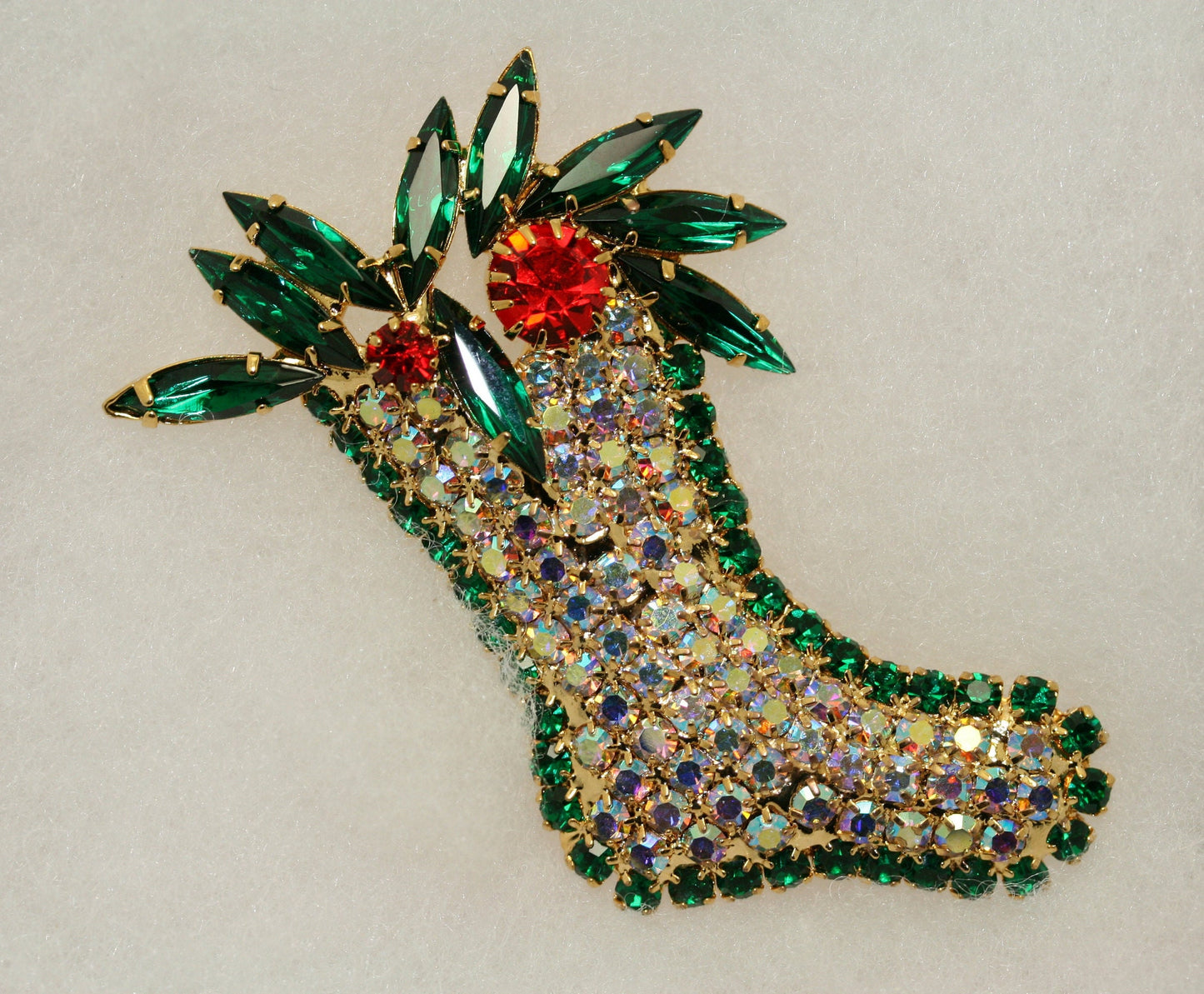 Christmas Sparkling Stocking Holly Figural Pin Brooch Quality Xmas Holiday Jewelry Gift