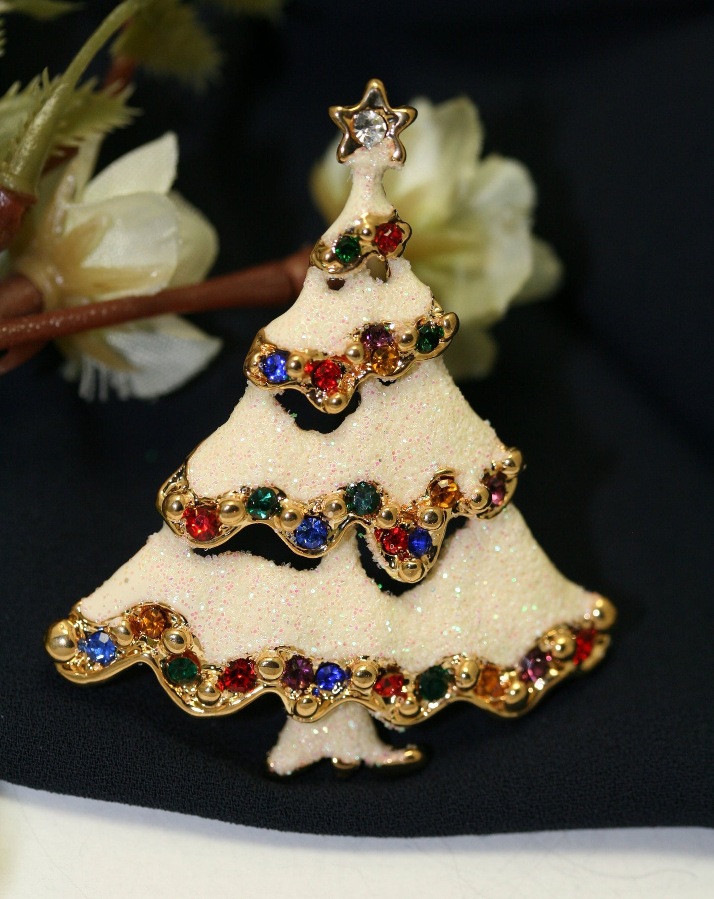 Christmas snow white glitter tree pin brooch with Rhinestone, Crystal Holiday Jewelry Gift