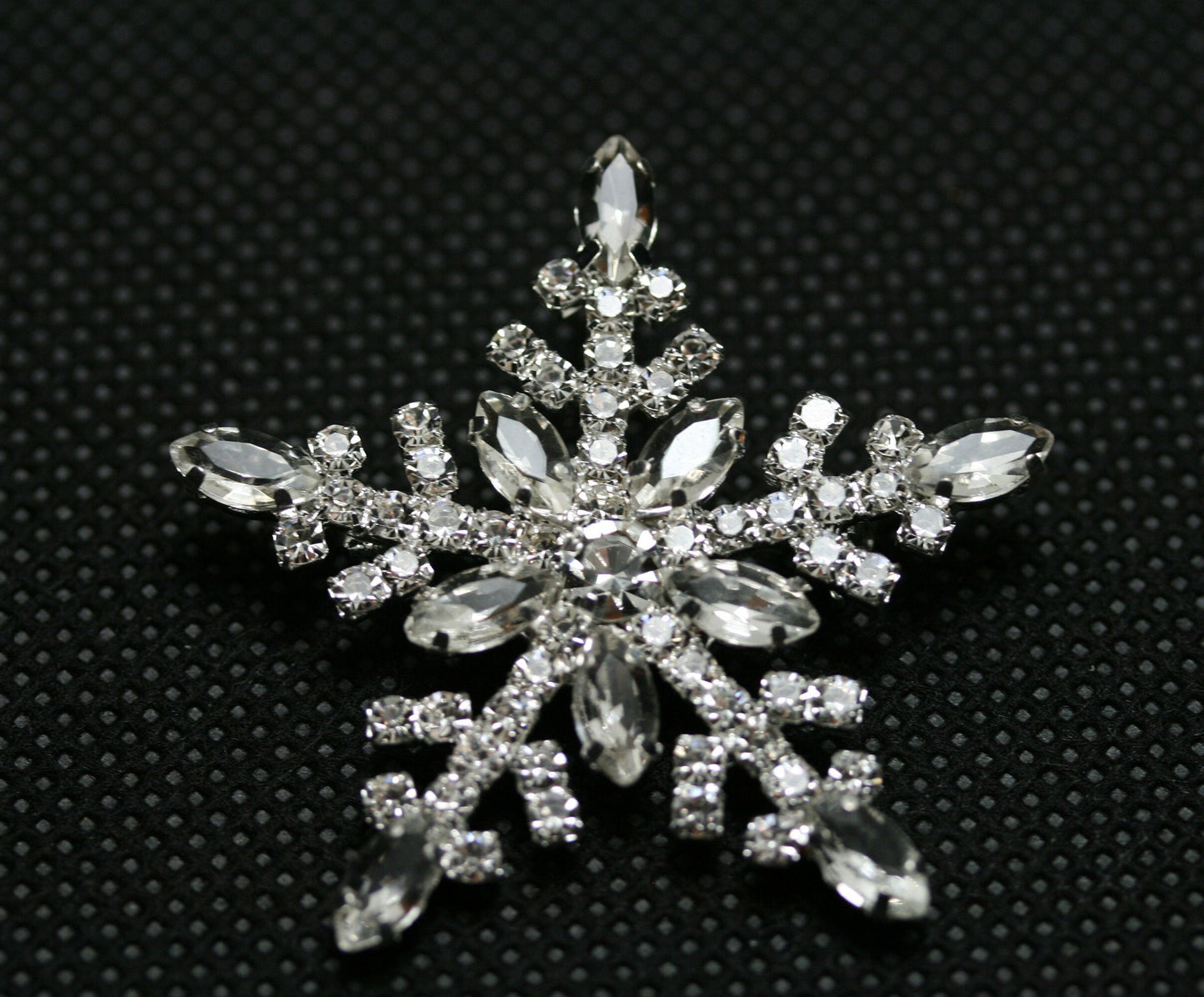 Rhinestone Snowflake Brooch and Earrings Christmas Jewelry Gift Set, Star Brooch and Earring Set, Wedding Anniversary Bridal Jewelry