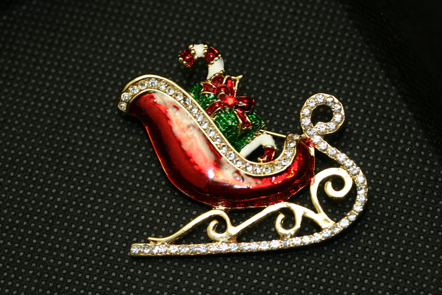 Christmas Xmas Rhinestone Enamel Santa Sleigh Ride Sled Gifts Brooch Pin, Holiday Jewelry Gift