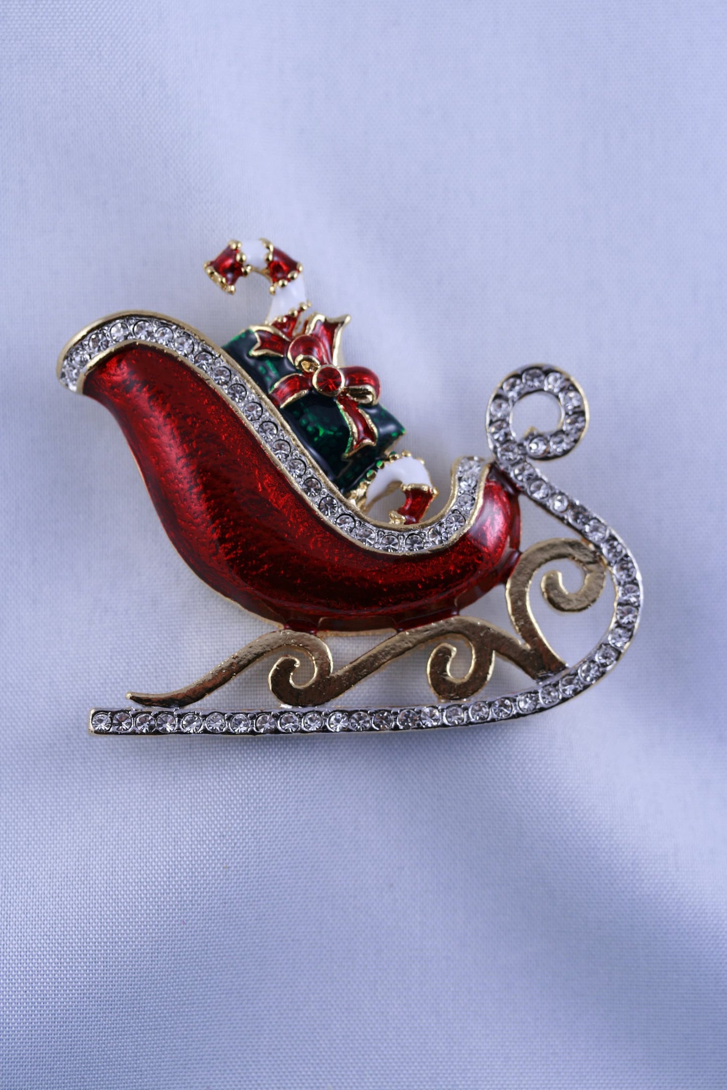 Christmas Xmas Rhinestone Enamel Santa Sleigh Ride Sled Gifts Brooch Pin, Holiday Jewelry Gift