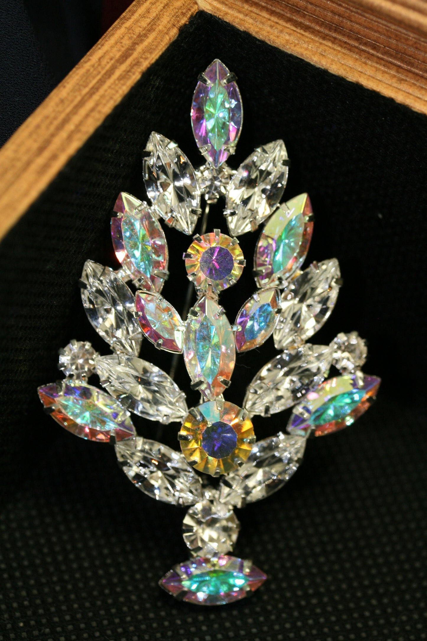 Vintage Eisenberg Ice Design Aurora Borealis Rhinestone Christmas Tree Brooch Pin, Xmas Holiday Jewelry Gift Collection
