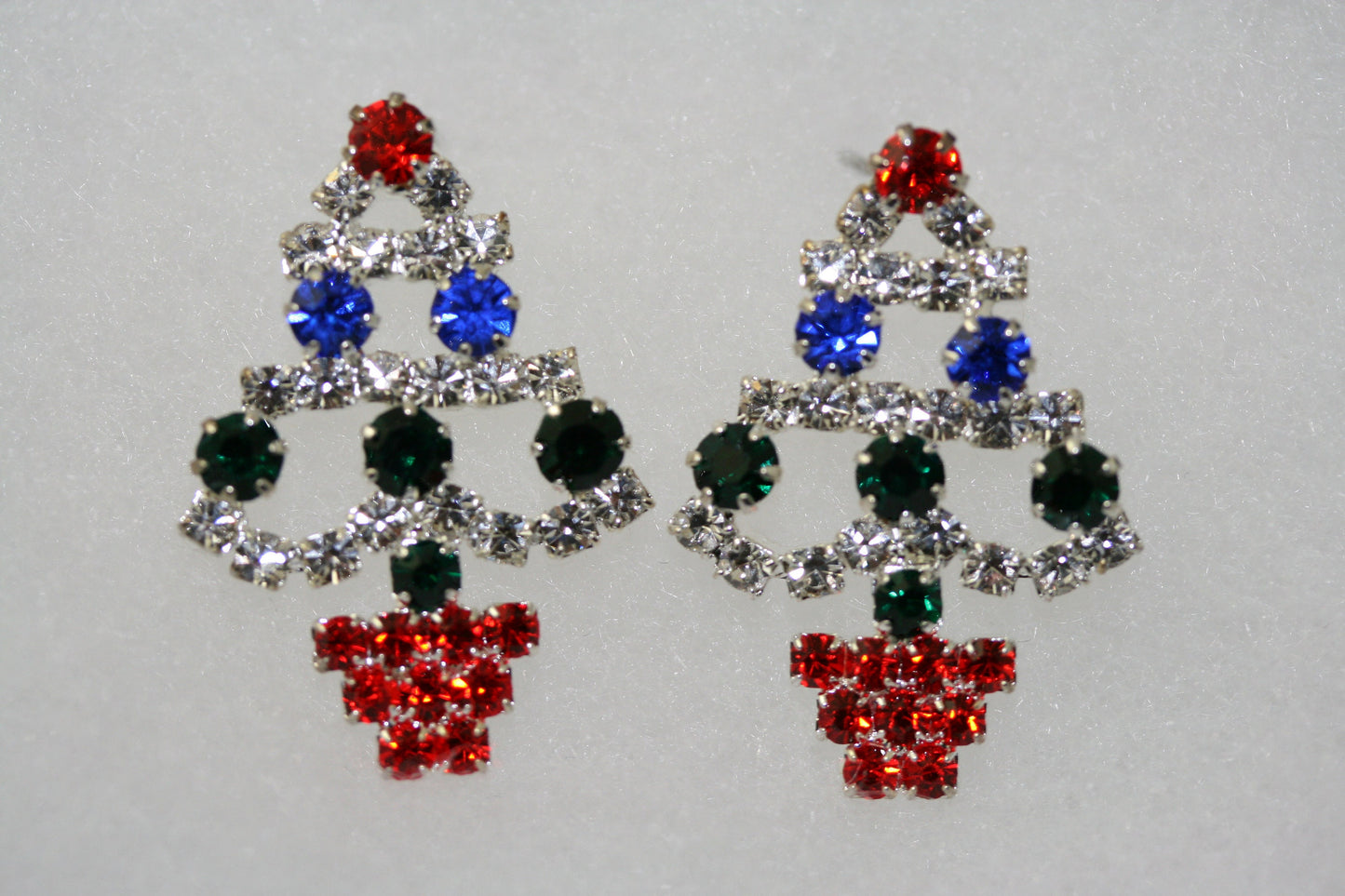 Rhinestone Christmas Tree Stud Post Earrings, Crystal Holiday Xmas Fashion Jewelry Gift
